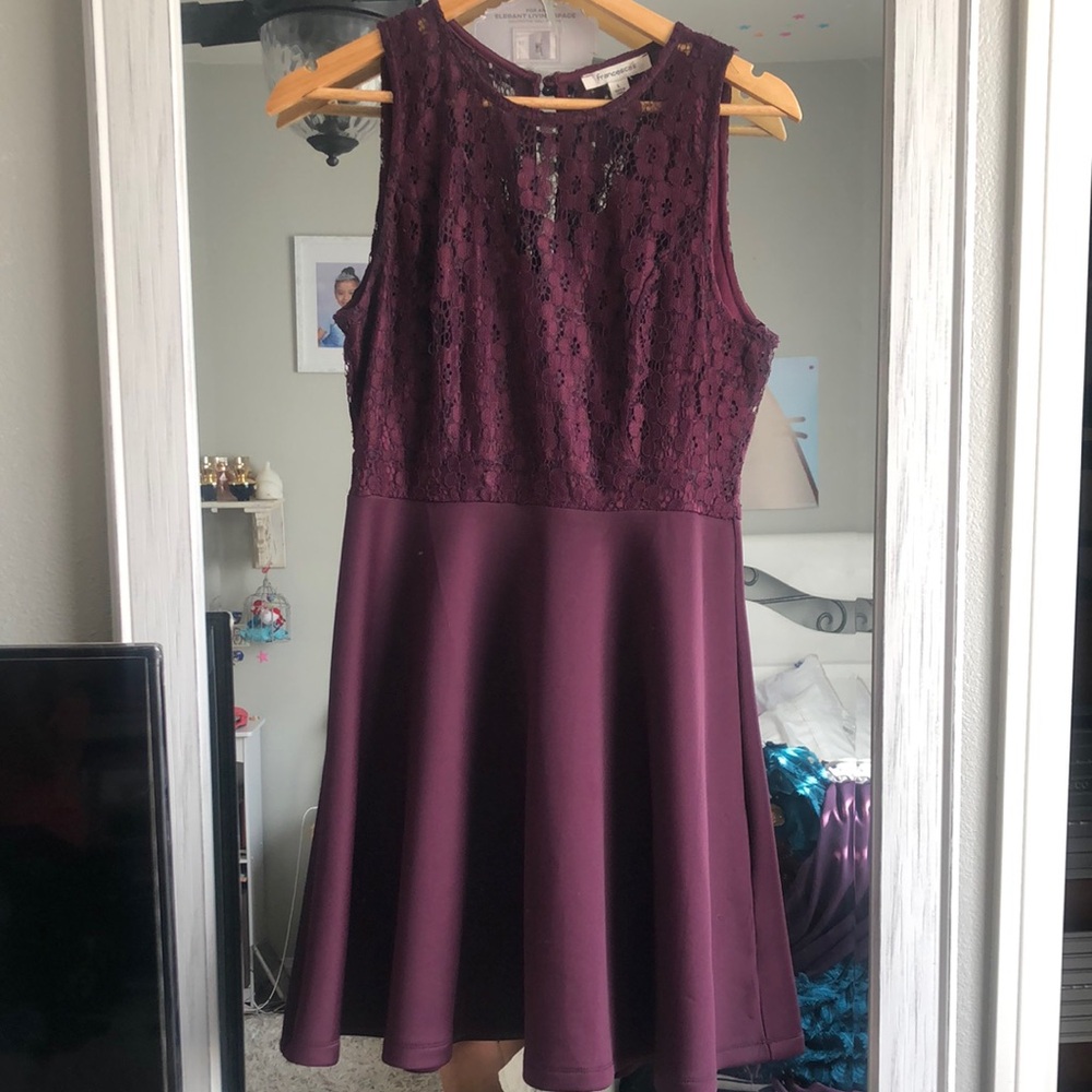 Lace Burgundy Sleeveless Dress